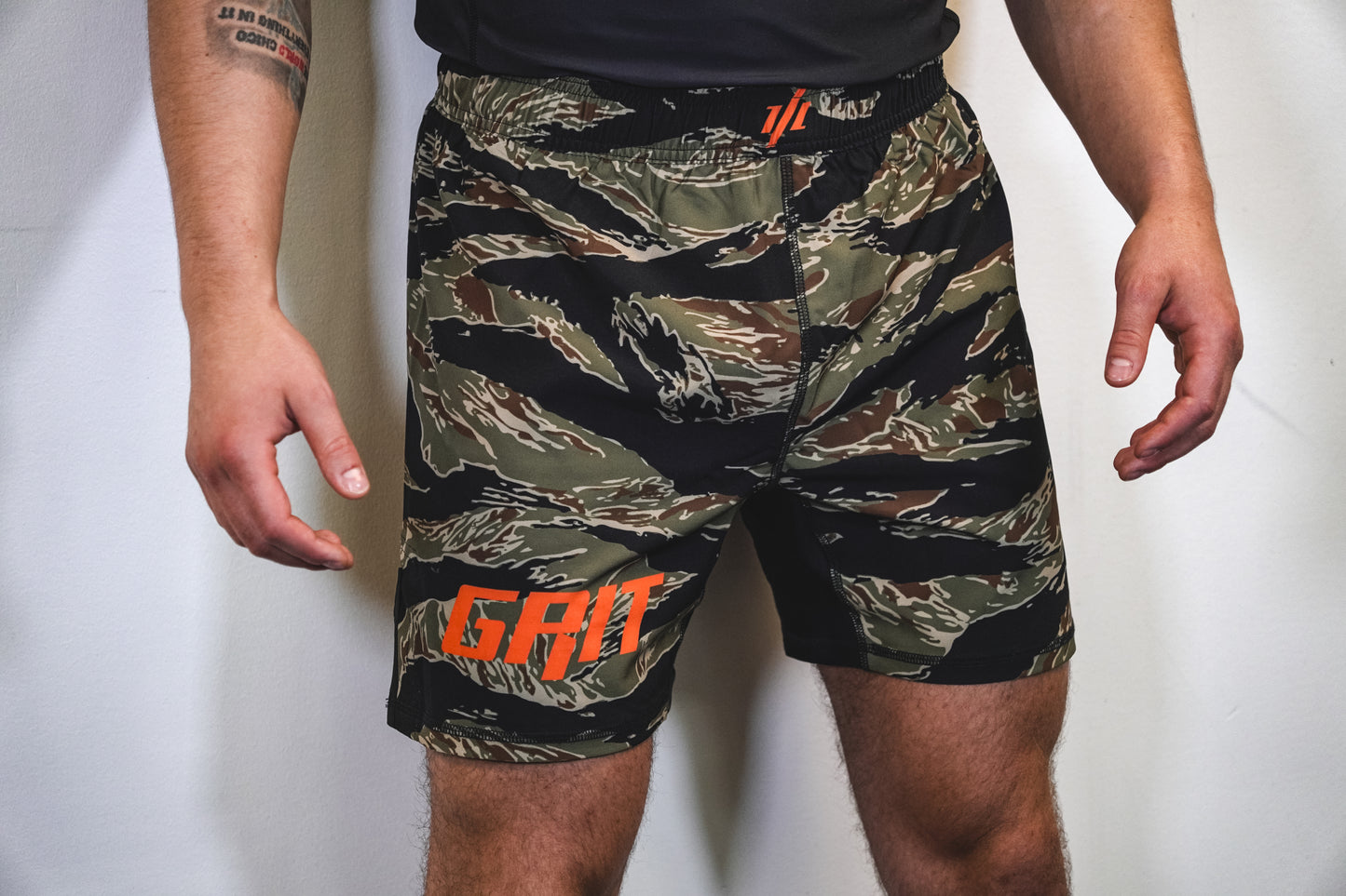 Combat Shorts – Tiger Camo
